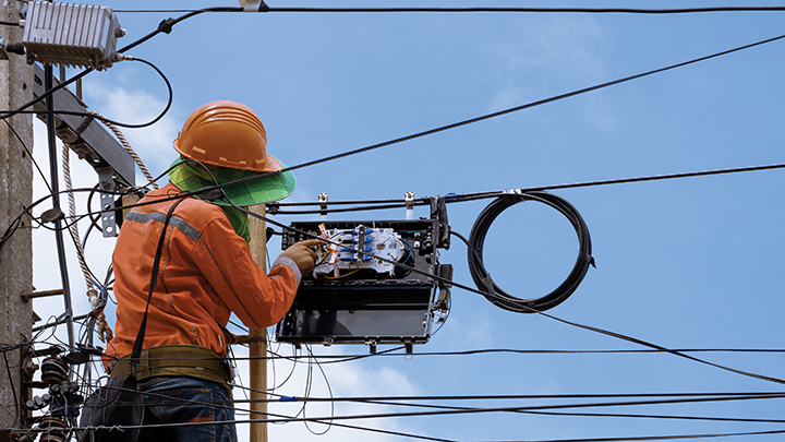 Building Broadband During Component and Worker Shortages