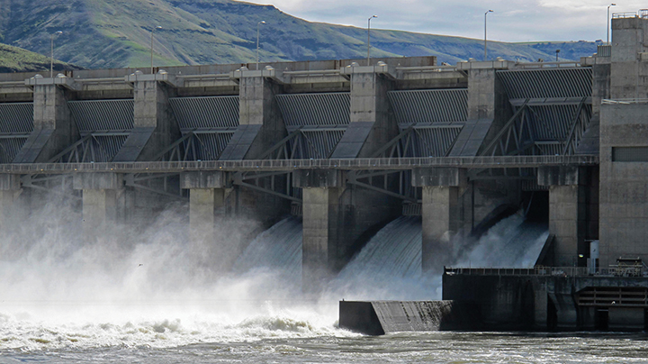 CenturyLink Modernizes Dams With Fiber