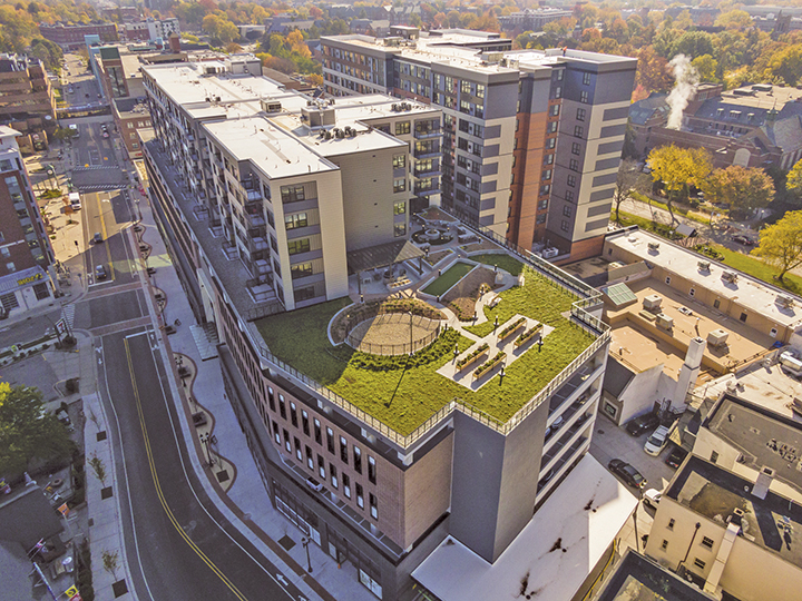 Landmark on Grand River Offers Students a Better Broadband-City Connection