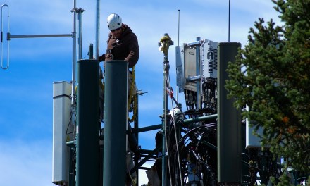 Exploring the advantages of fixed wireless access for modern businesses