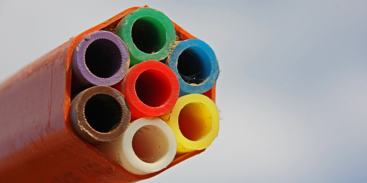 Fiber-optic network construction contractor Mears Broadband launches for business