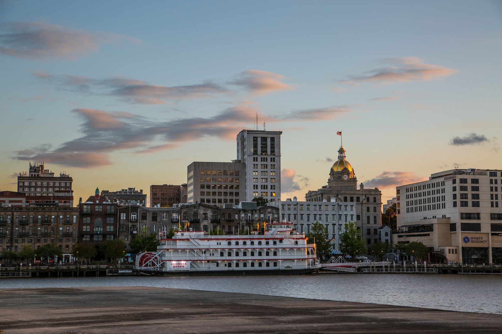 Located a short drive from the historic city of Savannah, the waterfront communities are renowned for their scenic beauty and laid-back lifestyle, offering inhabitants a unique haven for those seeking a balance of tranquility and activity.
