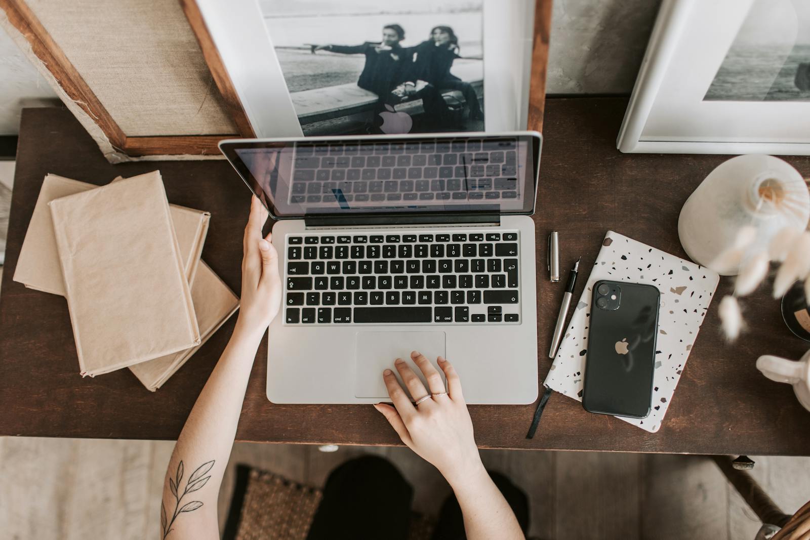 The recipient of a California Public Utilities Commission grant has pledged to offer a period of free broadband to residents in some low-income areas.