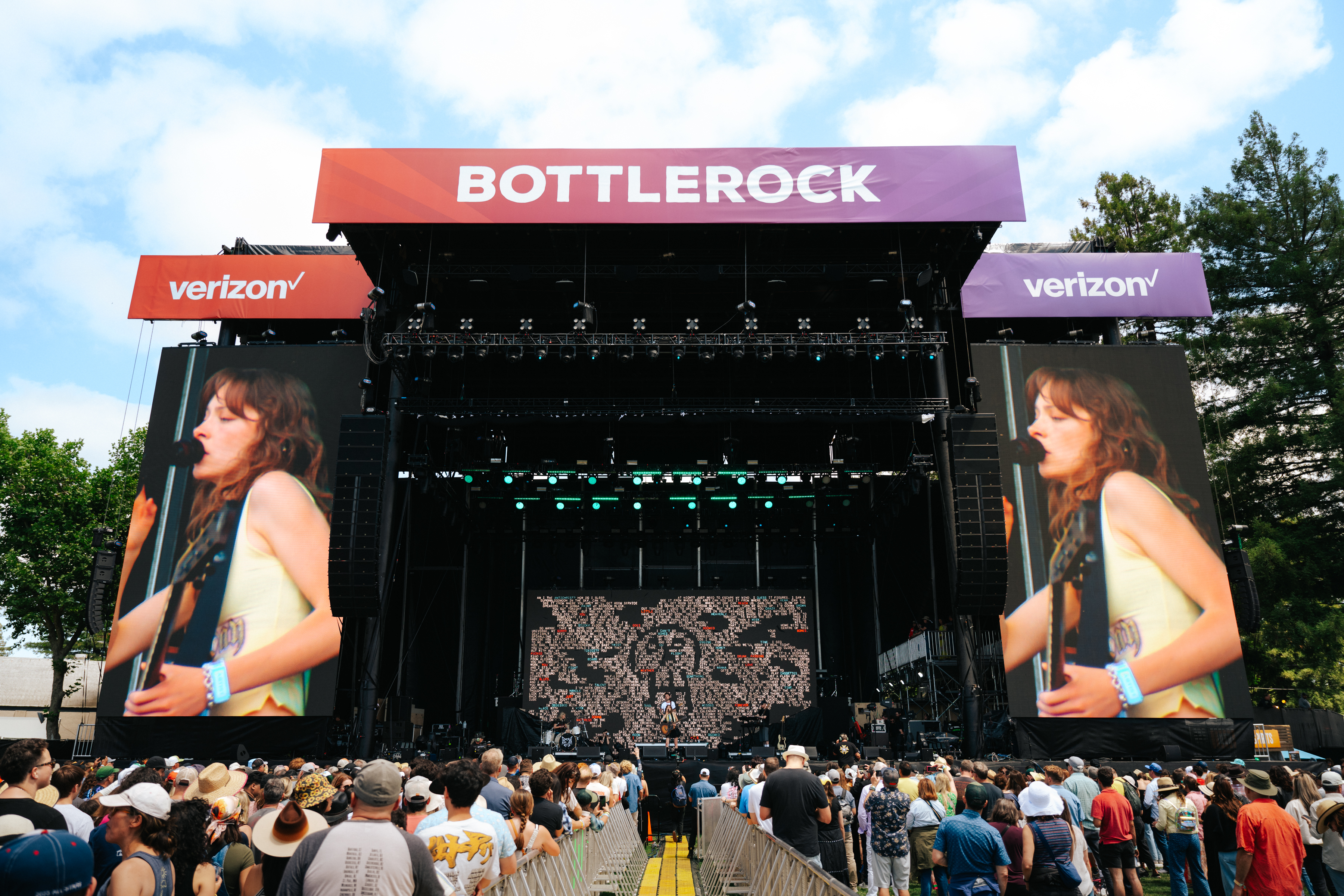 A California music festival played host to a success story for the Wireless Broadband Alliance after their OpenRoaming network was implemented by a global live event production firm.