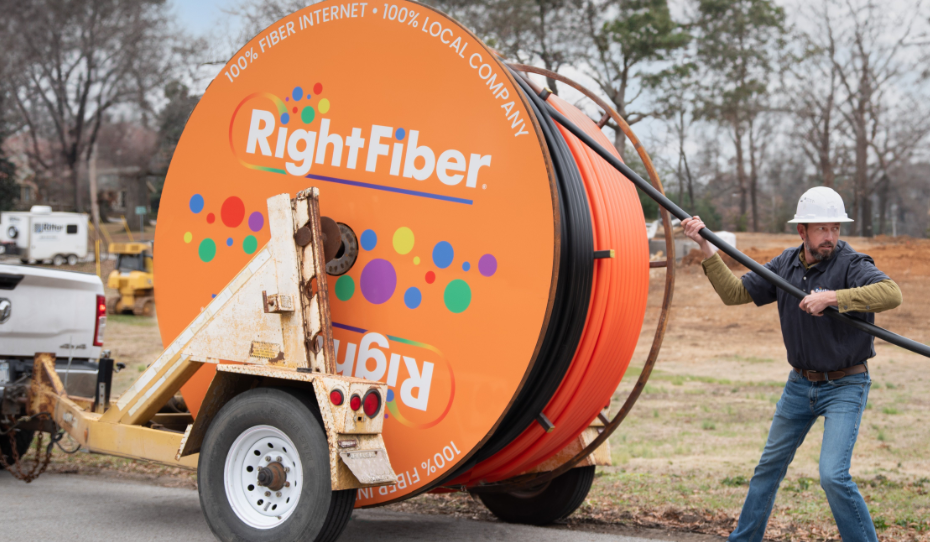 RightFiber celebrates gains in Jacksonville, Arkansas