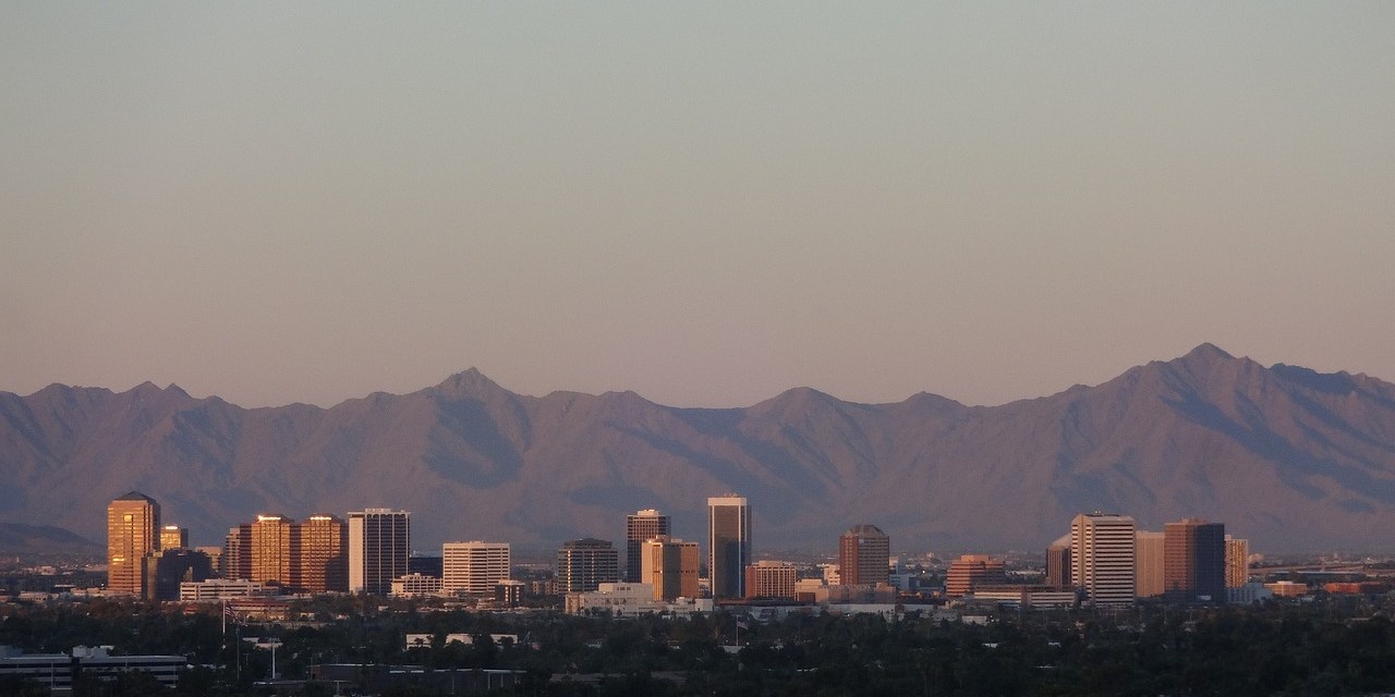 Data center construction fuels dark fiber demand in major markets