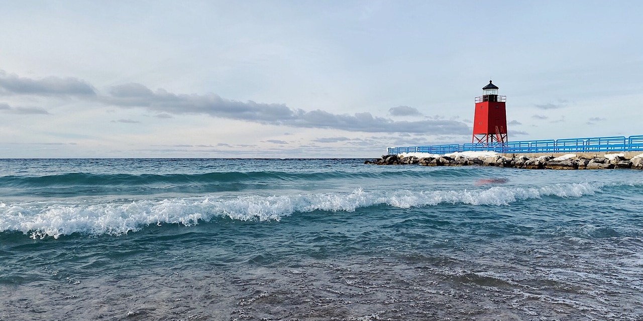 Surf Internet reinforces commitments to Great Lakes region