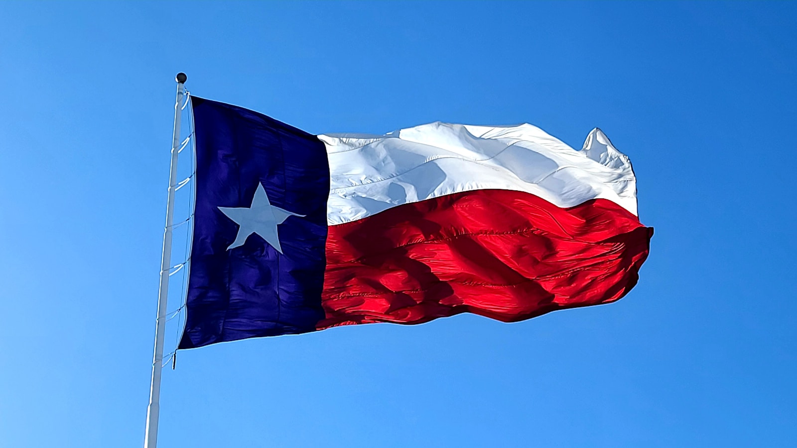 Nextlink Internet has begun network construction in several Texas communities, including Brenham, Canton, and Falls County.