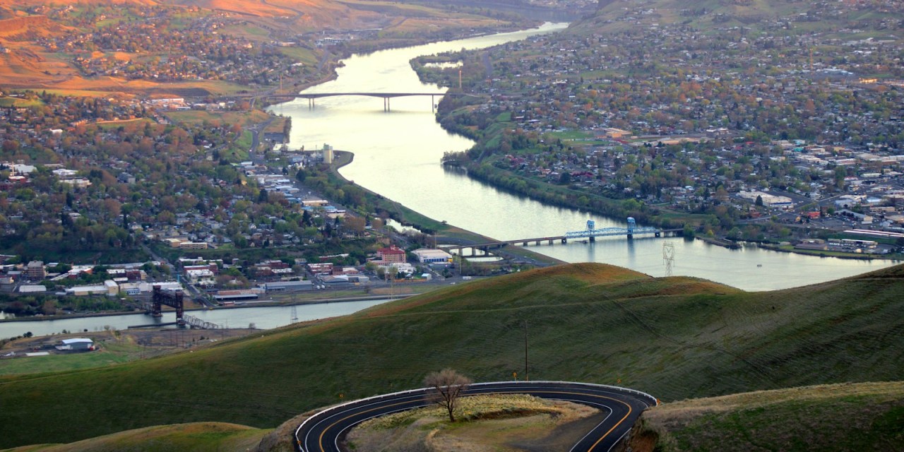 Northern Idaho’s lone Pacific port embarks on a fiber build