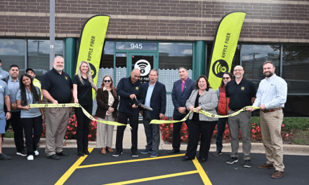 Ripple Fiber celebrates opening of Itasca, Illinois office