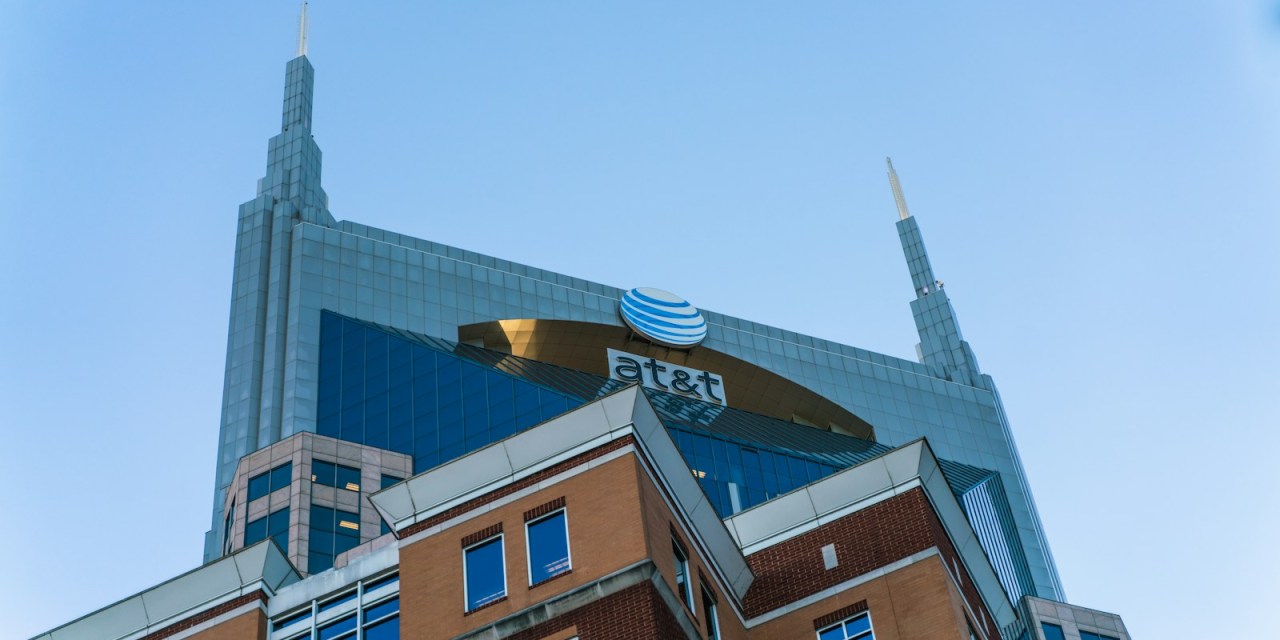 AT&T plans to pass 40 million US locations with fiber by year’s end