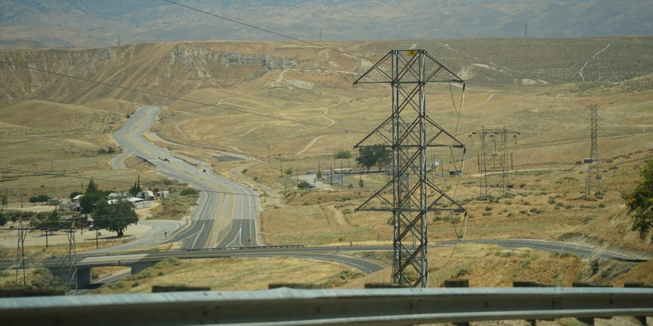 Race Communications breaks ground on Bakersfield fiber network