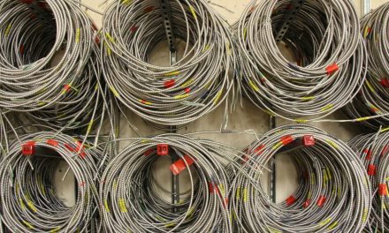 FCC moves to cut local red tape around broadband deployments