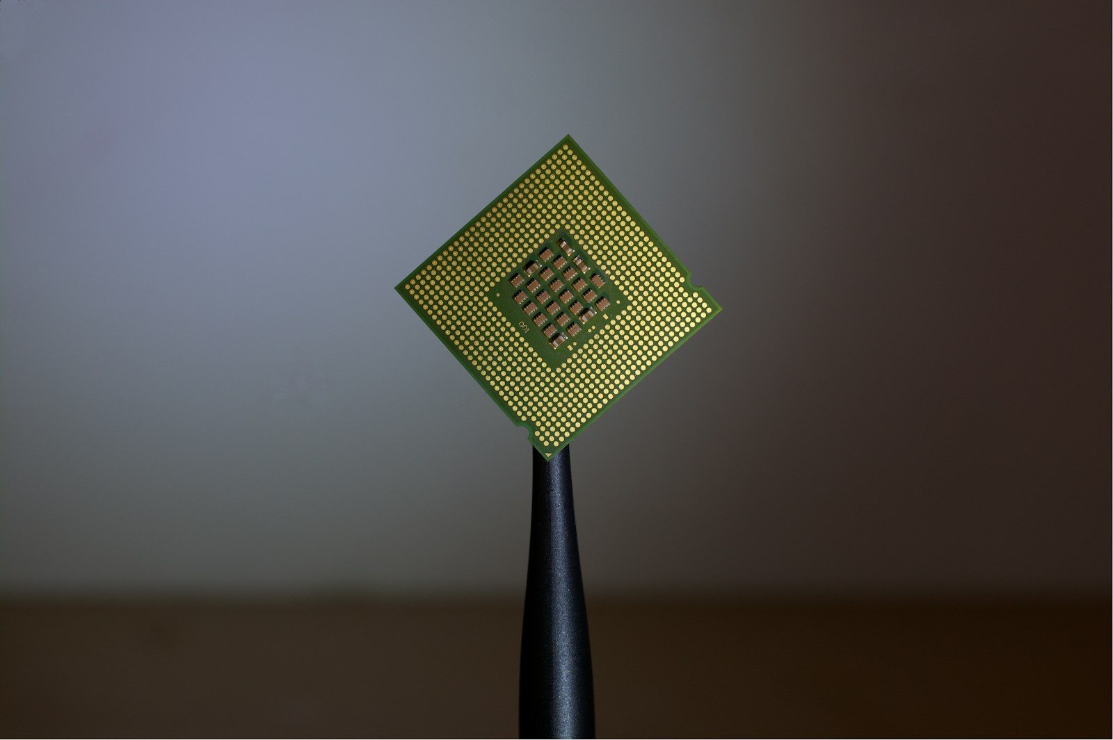 Telecom associations warn of US memory chip shortage