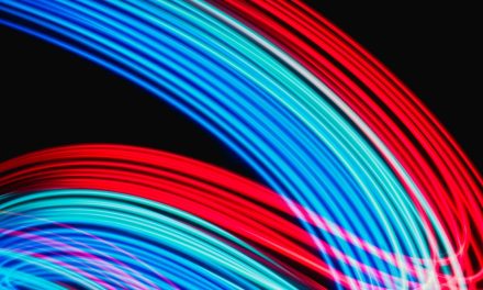 Verizon and Corning sign major multi-year supply agreement